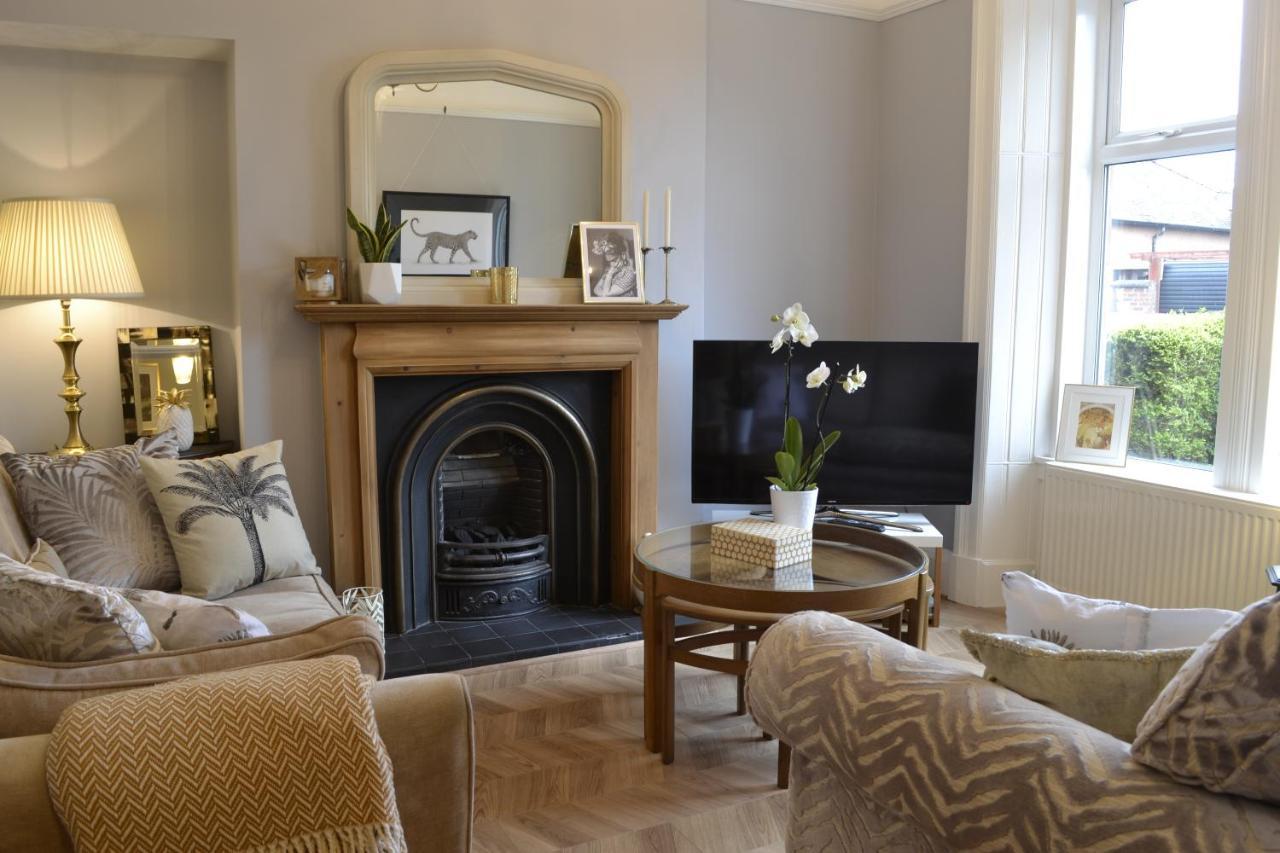 Stunning Period Townhouse With Garden, Walking Distance To Town Villa Dumfries Buitenkant foto